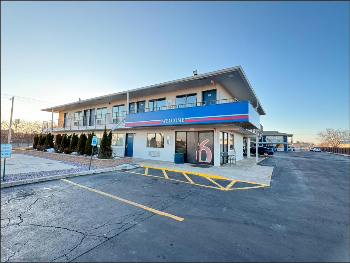 Motel 6-Janesville, Wi Extérieur photo