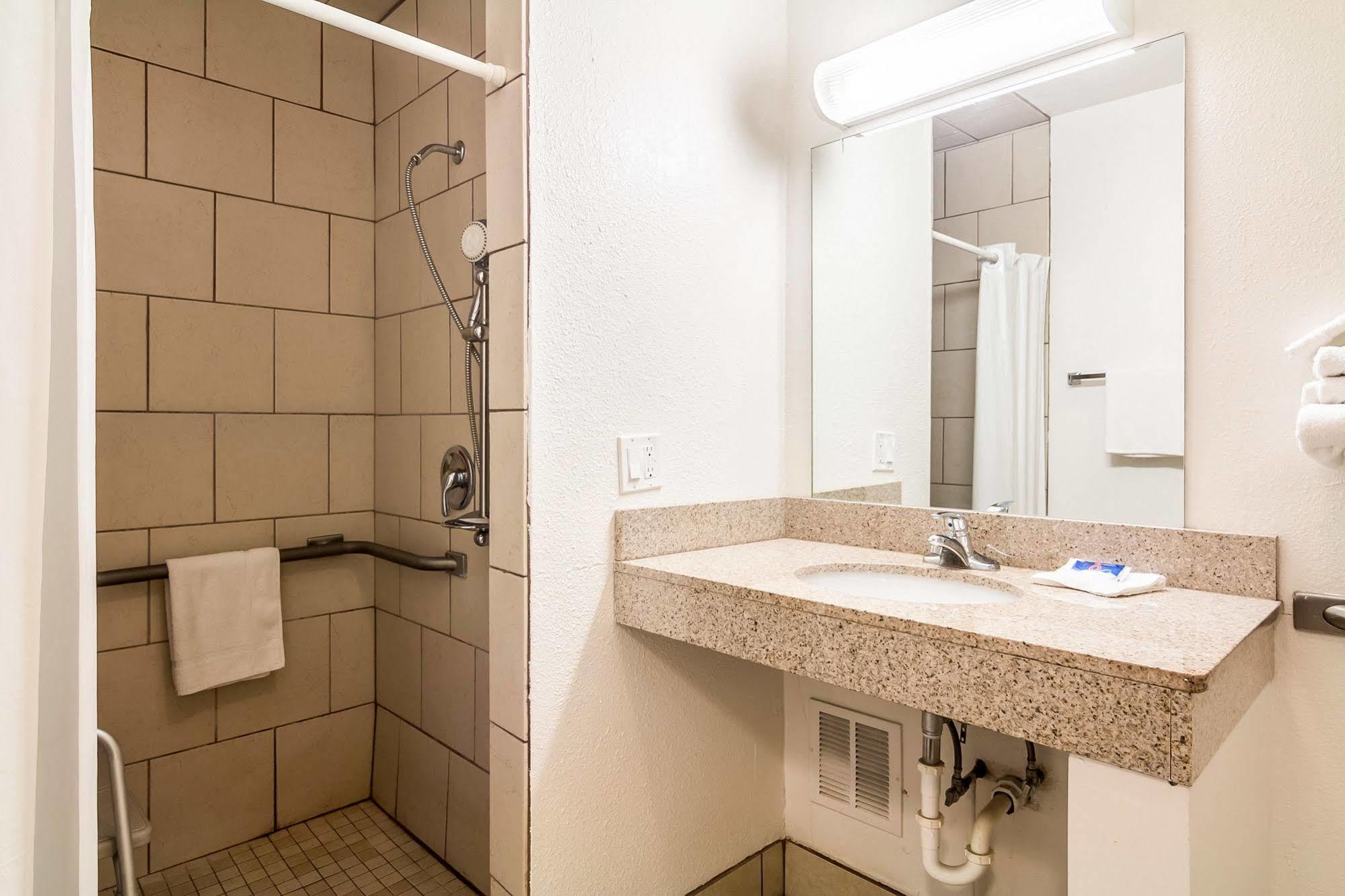 Motel 6-Janesville, Wi Extérieur photo
